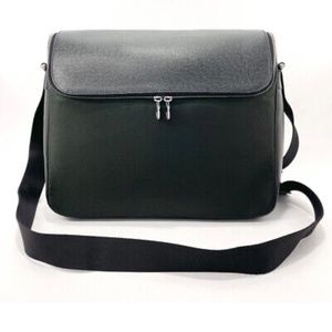 Louis Vuitton Green Messenger bag